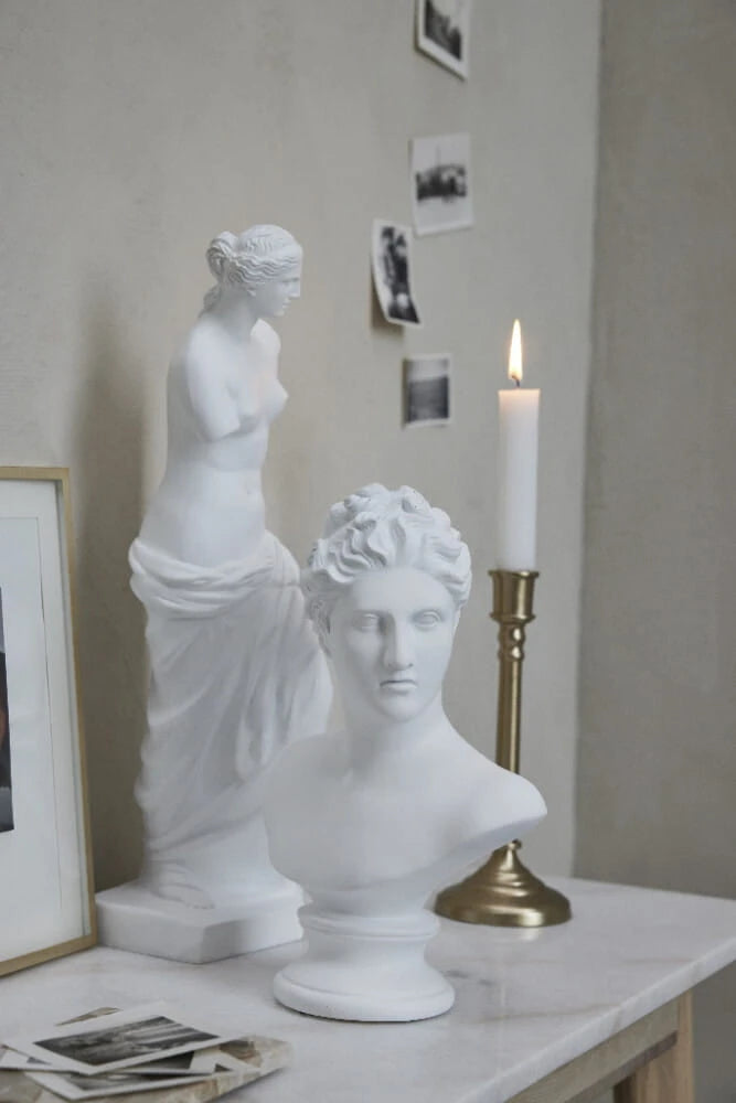 "Wenus" — Venus de Milo Sculpture